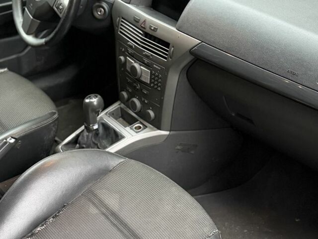 Серый Опель Астра, объемом двигателя 0 л и пробегом 196 тыс. км за 1750 $, фото 15 на Automoto.ua