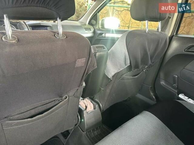 Серый Опель Астра, объемом двигателя 1.69 л и пробегом 150 тыс. км за 6500 $, фото 15 на Automoto.ua