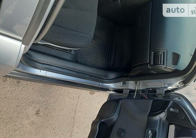 Серый Опель Астра, объемом двигателя 1.4 л и пробегом 280 тыс. км за 4000 $, фото 9 на Automoto.ua