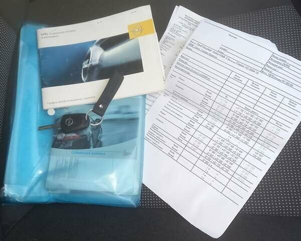 Серый Опель Астра, объемом двигателя 1.6 л и пробегом 330 тыс. км за 4800 $, фото 20 на Automoto.ua