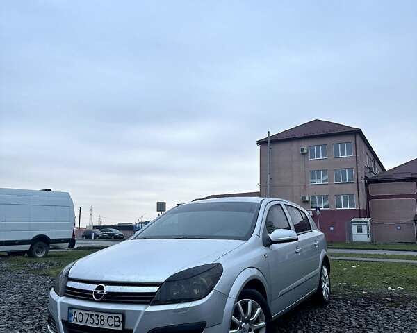 Сірий Опель Астра, об'ємом двигуна 1.4 л та пробігом 250 тис. км за 4300 $, фото 1 на Automoto.ua