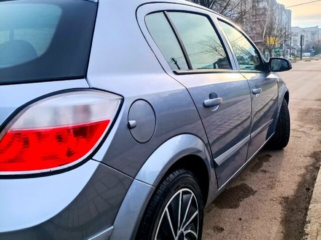 Сірий Опель Астра, об'ємом двигуна 1.9 л та пробігом 290 тис. км за 5500 $, фото 3 на Automoto.ua