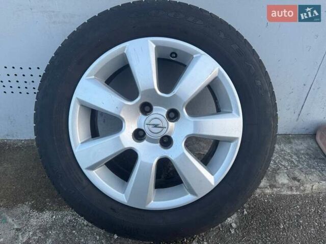 Серый Опель Астра, объемом двигателя 1.6 л и пробегом 233 тыс. км за 4800 $, фото 24 на Automoto.ua