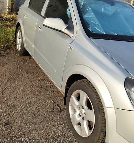 Опель Астра 2006 в Киеве на Automoto.ua Серый Опель Астра, объемом двигателя 1.6 л и пробегом 280 тыс. км за 4200 $, фото 8 на Automoto.ua