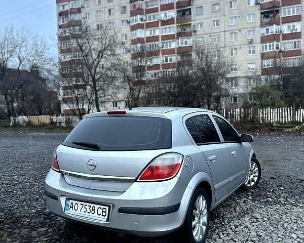 Сірий Опель Астра, об'ємом двигуна 1.4 л та пробігом 250 тис. км за 4300 $, фото 4 на Automoto.ua