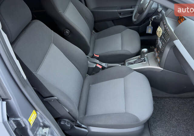 Сірий Опель Астра, об'ємом двигуна 1.8 л та пробігом 140 тис. км за 6200 $, фото 50 на Automoto.ua