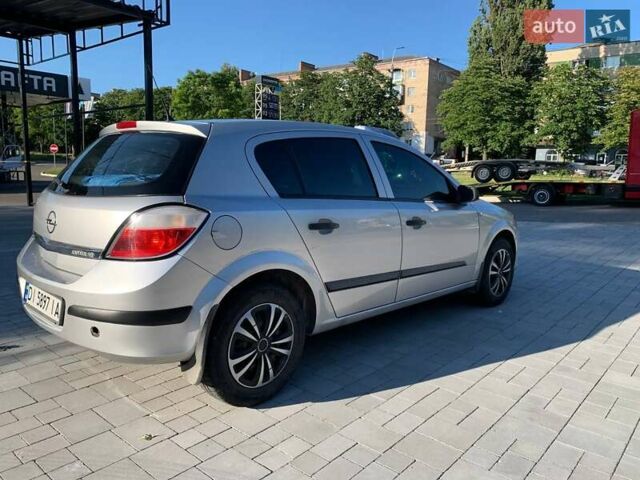 Сірий Опель Астра, об'ємом двигуна 1.6 л та пробігом 138 тис. км за 3800 $, фото 3 на Automoto.ua