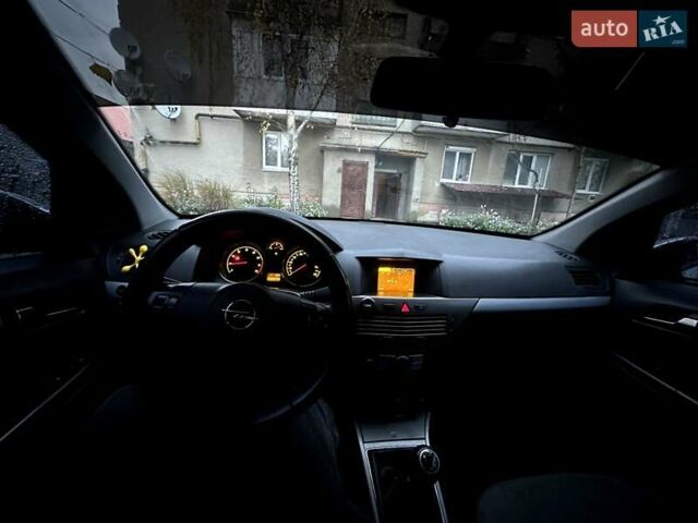 Сірий Опель Астра, об'ємом двигуна 1.4 л та пробігом 250 тис. км за 4300 $, фото 10 на Automoto.ua