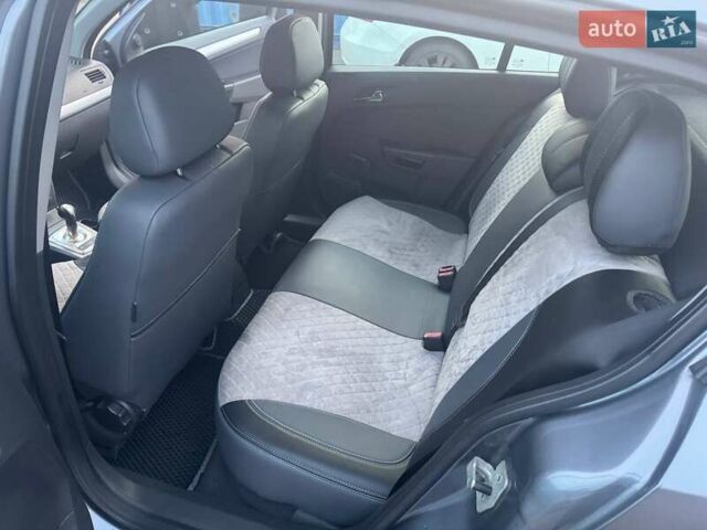 Серый Опель Астра, объемом двигателя 1.6 л и пробегом 233 тыс. км за 4800 $, фото 19 на Automoto.ua