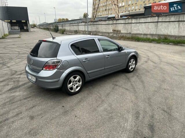 Опель Астра 2007 в Киеве на Automoto.ua Серый Опель Астра, объемом двигателя 1.6 л и пробегом 235 тыс. км за 5200 $, фото 3 на Automoto.ua
