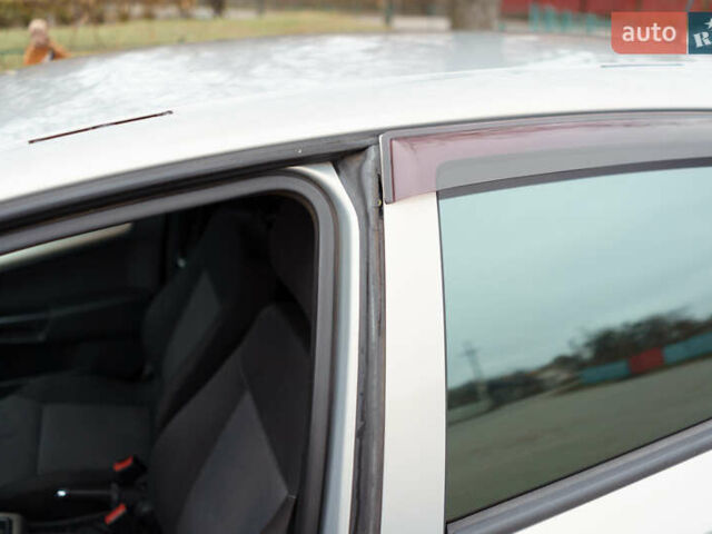 Сірий Опель Астра, об'ємом двигуна 1.6 л та пробігом 252 тис. км за 5400 $, фото 21 на Automoto.ua