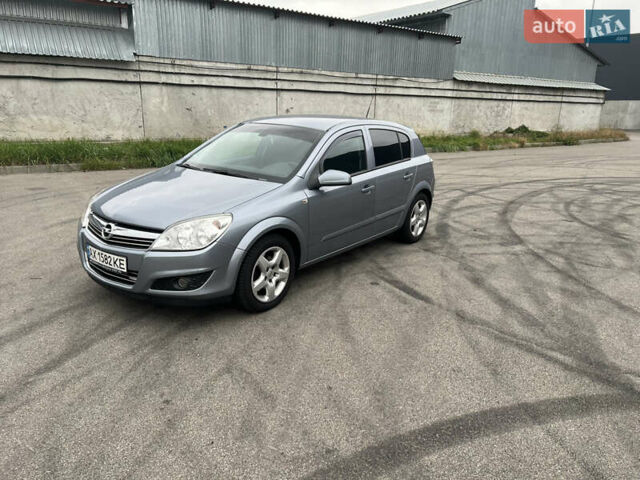 Опель Астра 2007 в Киеве на Automoto.ua Серый Опель Астра, объемом двигателя 1.6 л и пробегом 235 тыс. км за 5200 $, фото 1 на Automoto.ua
