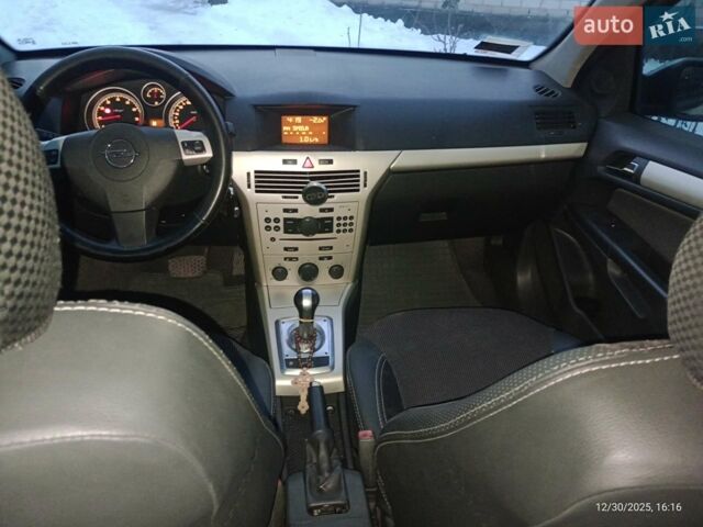 Сірий Опель Астра, об'ємом двигуна 1.6 л та пробігом 231 тис. км за 4800 $, фото 13 на Automoto.ua