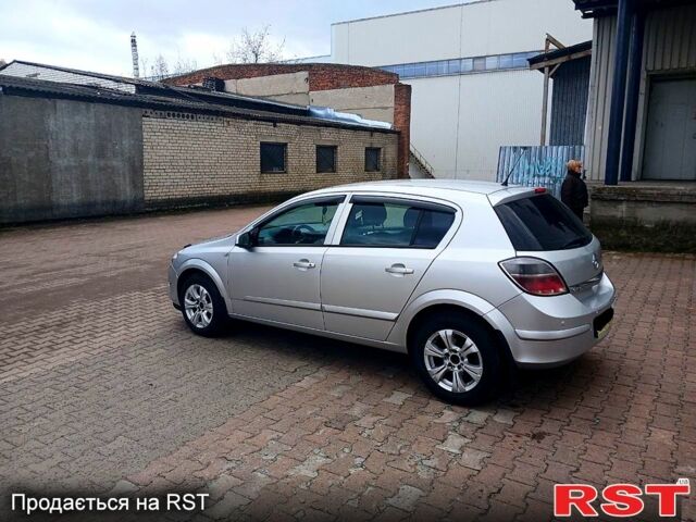 Серый Опель Астра, объемом двигателя 1.6 л и пробегом 281 тыс. км за 4950 $, фото 4 на Automoto.ua