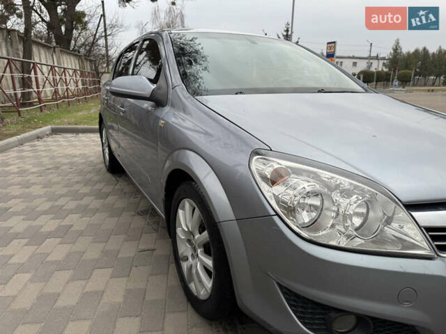 Серый Опель Астра, объемом двигателя 1.36 л и пробегом 215 тыс. км за 4800 $, фото 15 на Automoto.ua