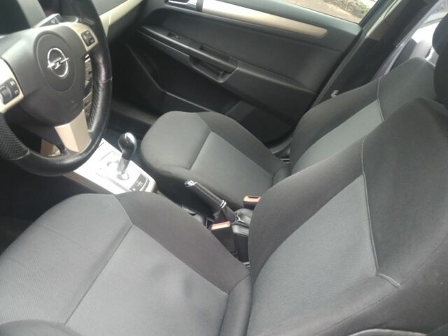 Сірий Опель Астра, об'ємом двигуна 1.6 л та пробігом 200 тис. км за 5200 $, фото 7 на Automoto.ua