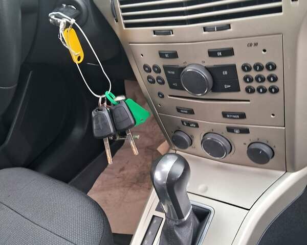 Сірий Опель Астра, об'ємом двигуна 1.8 л та пробігом 211 тис. км за 6100 $, фото 14 на Automoto.ua