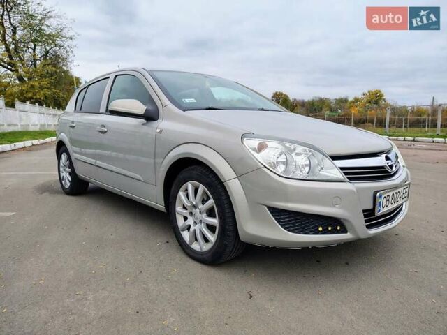 Серый Опель Астра, объемом двигателя 1.7 л и пробегом 231 тыс. км за 5500 $, фото 8 на Automoto.ua