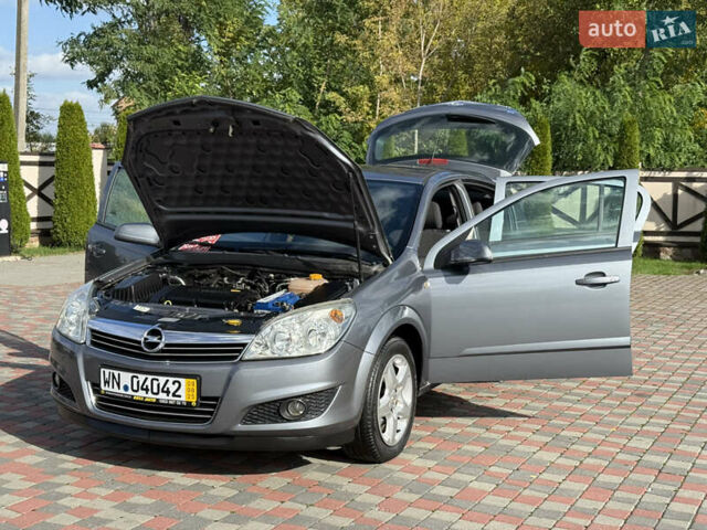 Серый Опель Астра, объемом двигателя 1.6 л и пробегом 180 тыс. км за 6750 $, фото 122 на Automoto.ua