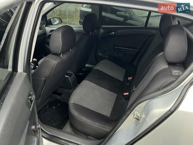 Серый Опель Астра, объемом двигателя 1.39 л и пробегом 222 тыс. км за 3999 $, фото 15 на Automoto.ua