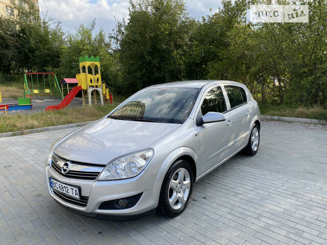 Серый Опель Астра, объемом двигателя 1.3 л и пробегом 173 тыс. км за 4950 $, фото 8 на Automoto.ua