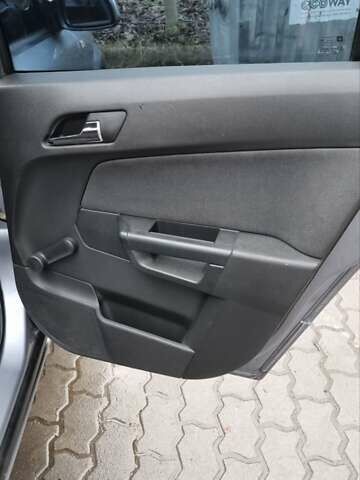 Серый Опель Астра, объемом двигателя 1.6 л и пробегом 216 тыс. км за 4300 $, фото 17 на Automoto.ua