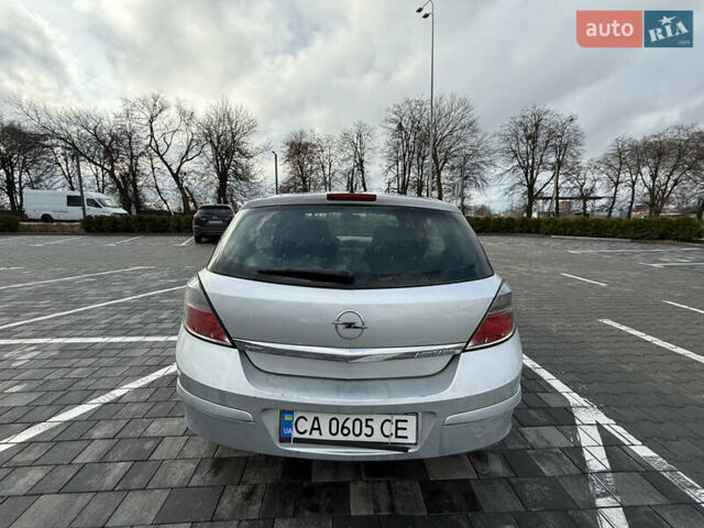 Сірий Опель Астра, об'ємом двигуна 1.6 л та пробігом 315 тис. км за 3900 $, фото 4 на Automoto.ua