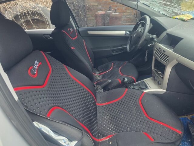 Сірий Опель Астра, об'ємом двигуна 0 л та пробігом 273 тис. км за 1010 $, фото 16 на Automoto.ua