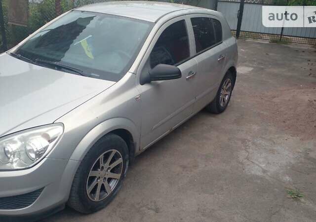 Сірий Опель Астра, об'ємом двигуна 1.4 л та пробігом 350 тис. км за 3700 $, фото 2 на Automoto.ua