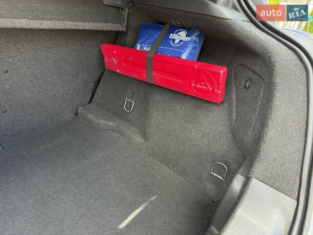 Серый Опель Астра, объемом двигателя 1.6 л и пробегом 180 тыс. км за 6750 $, фото 101 на Automoto.ua