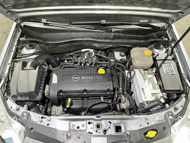 Сірий Опель Астра, об'ємом двигуна 1.6 л та пробігом 234 тис. км за 4900 $, фото 17 на Automoto.ua