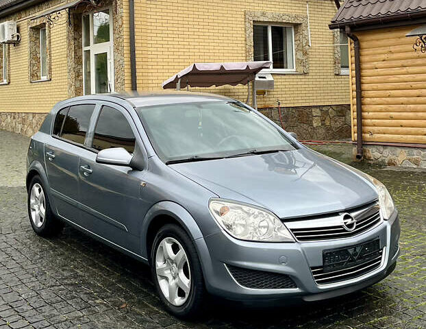 Сірий Опель Астра, об'ємом двигуна 1.6 л та пробігом 199 тис. км за 4999 $, фото 3 на Automoto.ua