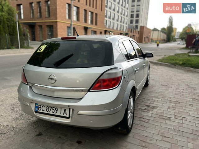 Сірий Опель Астра, об'ємом двигуна 1.7 л та пробігом 245 тис. км за 3999 $, фото 5 на Automoto.ua