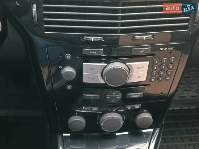 Серый Опель Астра, объемом двигателя 1.6 л и пробегом 255 тыс. км за 6490 $, фото 26 на Automoto.ua