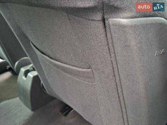 Серый Опель Астра, объемом двигателя 1.6 л и пробегом 42 тыс. км за 7900 $, фото 34 на Automoto.ua