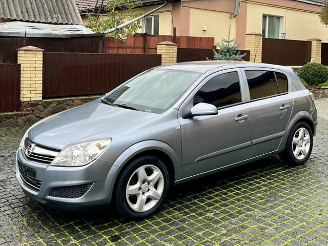 Сірий Опель Астра, об'ємом двигуна 1.6 л та пробігом 199 тис. км за 4999 $, фото 4 на Automoto.ua