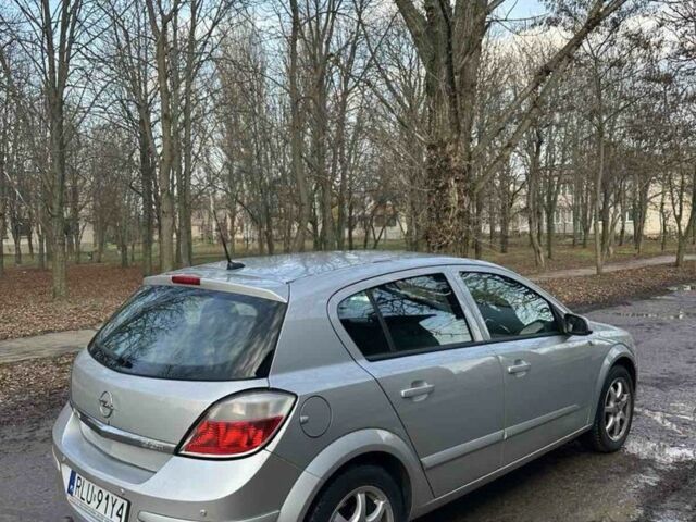 Серый Опель Астра, объемом двигателя 1.9 л и пробегом 300 тыс. км за 2500 $, фото 3 на Automoto.ua