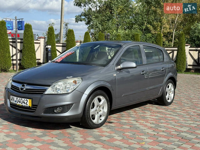 Серый Опель Астра, объемом двигателя 1.6 л и пробегом 180 тыс. км за 6750 $, фото 2 на Automoto.ua