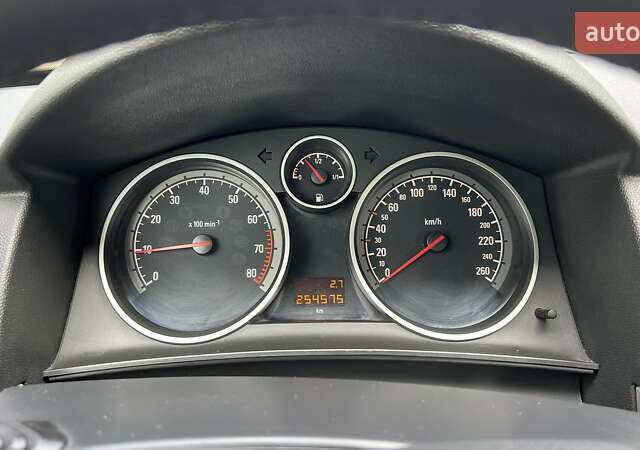 Серый Опель Астра, объемом двигателя 1.6 л и пробегом 255 тыс. км за 5400 $, фото 20 на Automoto.ua