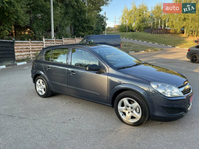 Сірий Опель Астра, об'ємом двигуна 1.8 л та пробігом 220 тис. км за 6900 $, фото 5 на Automoto.ua
