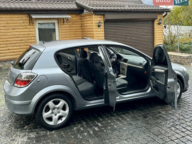 Сірий Опель Астра, об'ємом двигуна 1.6 л та пробігом 199 тис. км за 4999 $, фото 13 на Automoto.ua