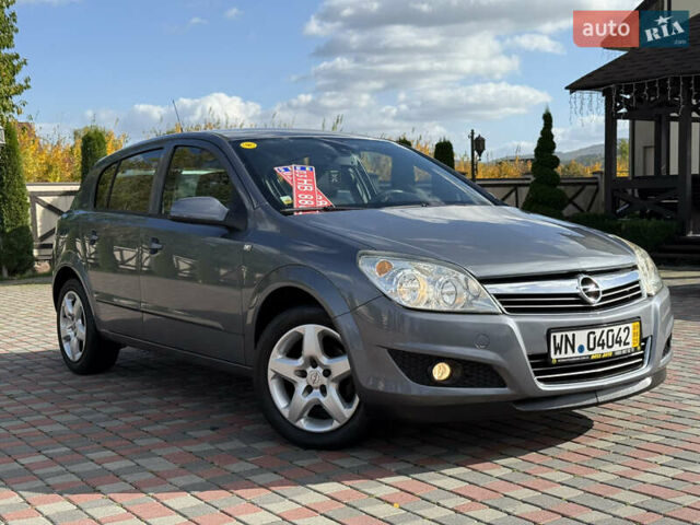 Серый Опель Астра, объемом двигателя 1.6 л и пробегом 180 тыс. км за 6750 $, фото 142 на Automoto.ua