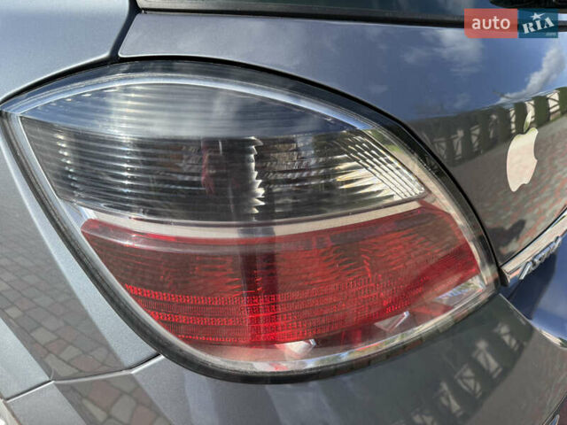 Серый Опель Астра, объемом двигателя 1.6 л и пробегом 180 тыс. км за 6750 $, фото 36 на Automoto.ua