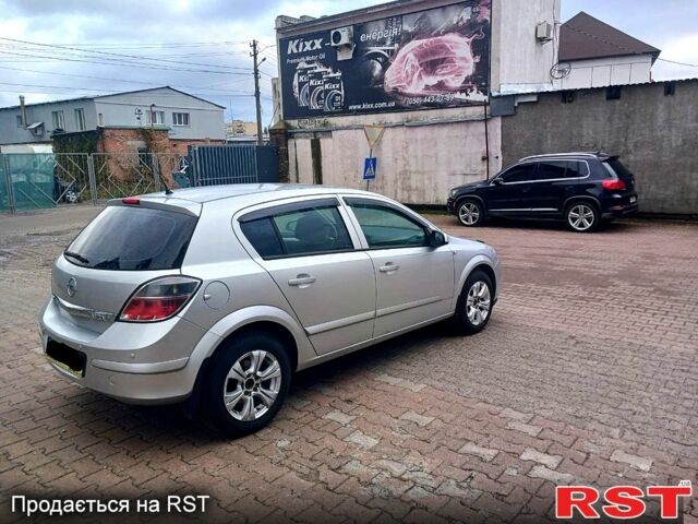 Серый Опель Астра, объемом двигателя 1.6 л и пробегом 281 тыс. км за 4950 $, фото 3 на Automoto.ua