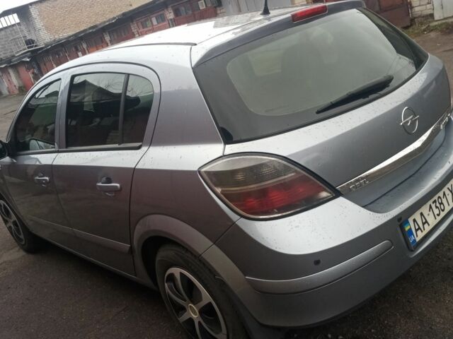 Сірий Опель Астра, об'ємом двигуна 1.6 л та пробігом 200 тис. км за 5200 $, фото 2 на Automoto.ua