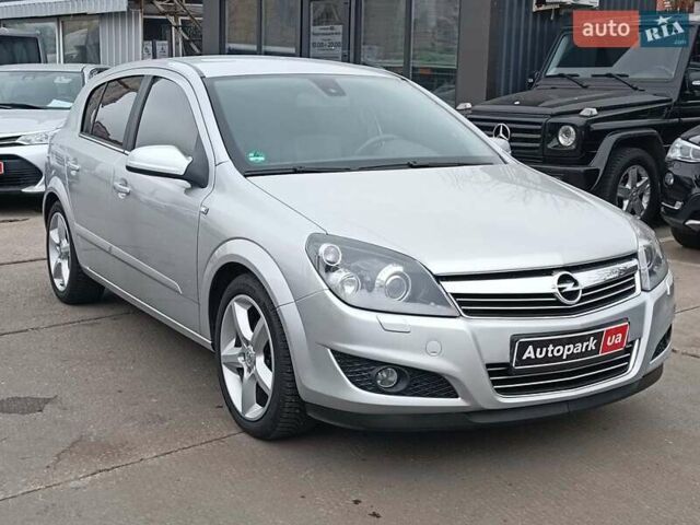 Серый Опель Астра, объемом двигателя 1.6 л и пробегом 255 тыс. км за 6490 $, фото 5 на Automoto.ua