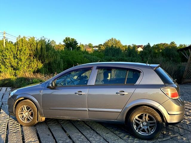 Сірий Опель Астра, об'ємом двигуна 1.4 л та пробігом 316 тис. км за 5000 $, фото 3 на Automoto.ua