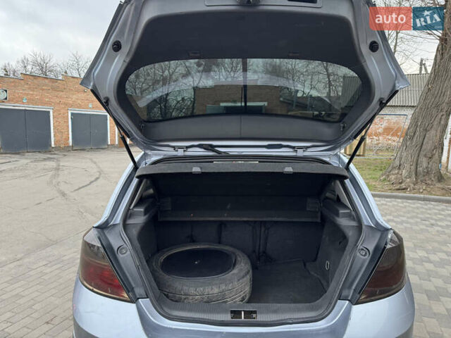 Серый Опель Астра, объемом двигателя 1.36 л и пробегом 215 тыс. км за 4800 $, фото 28 на Automoto.ua