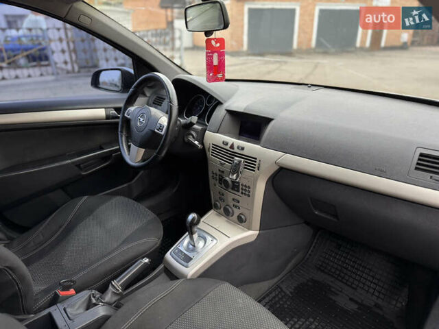 Серый Опель Астра, объемом двигателя 1.36 л и пробегом 215 тыс. км за 4800 $, фото 22 на Automoto.ua