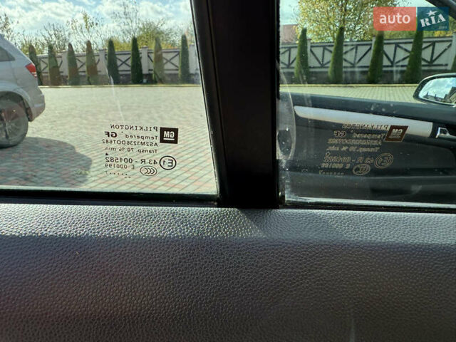 Серый Опель Астра, объемом двигателя 1.6 л и пробегом 180 тыс. км за 6750 $, фото 93 на Automoto.ua